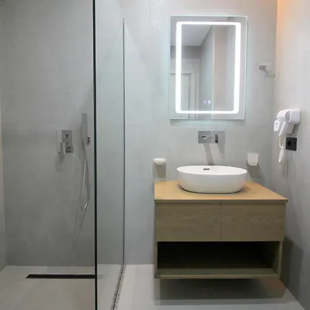 Onix H Hotel 4*